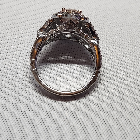 Enchanted Disney Aurora Engagement Ring size 4.5 - Picture 5 of 6